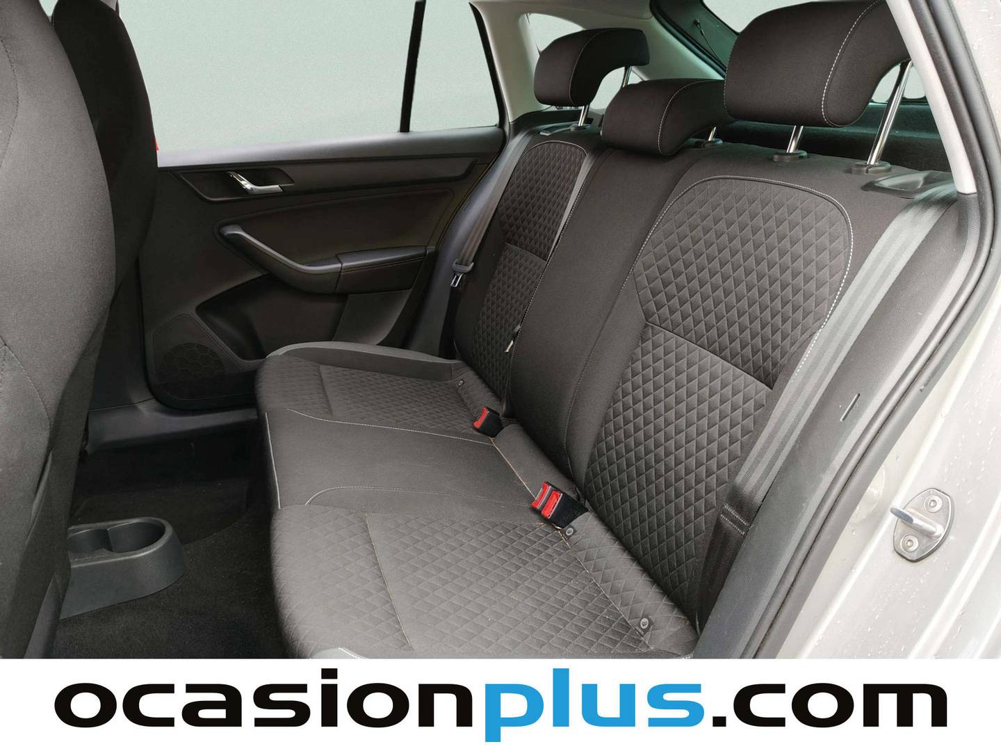 Foto asientos traseros Skoda Spaceback Skoda Spaceback 1.4 TDI Like (90 CV)