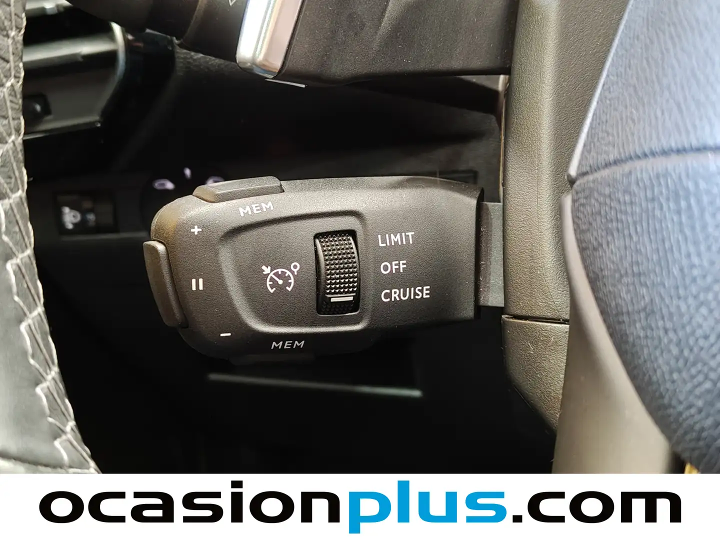 Foto DS DS 7 Crossback DS DS7 Crossback PureTech 130 Bastille+ AT (131 CV)