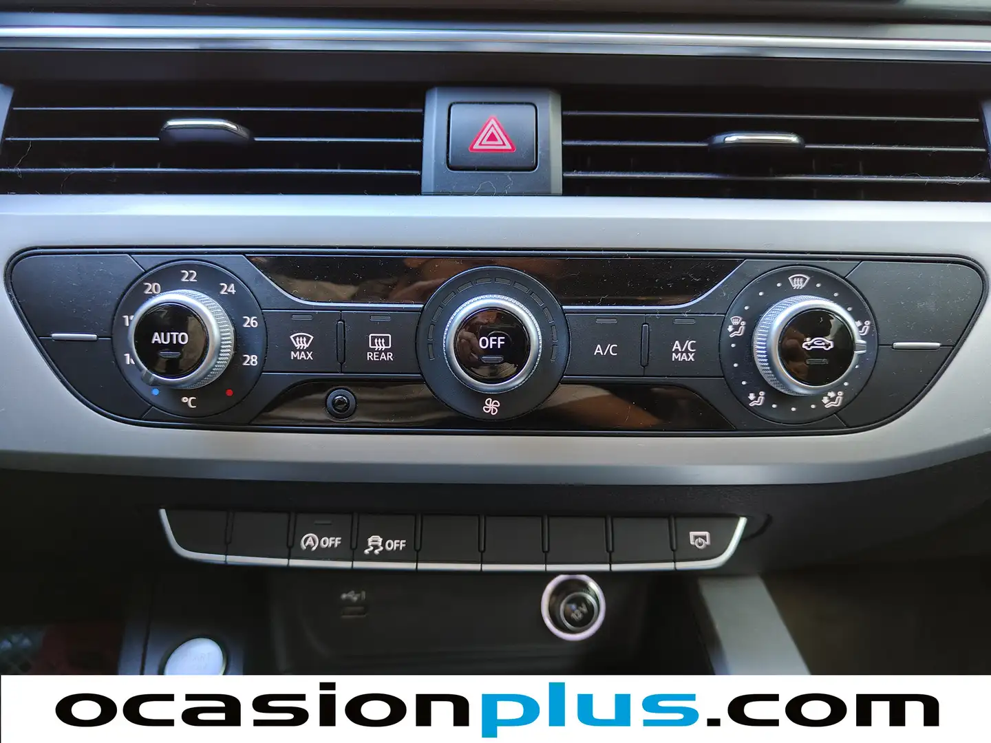 Foto Audi A4 Audi A4 Advanced 35 TFSI (150 CV) S tronic