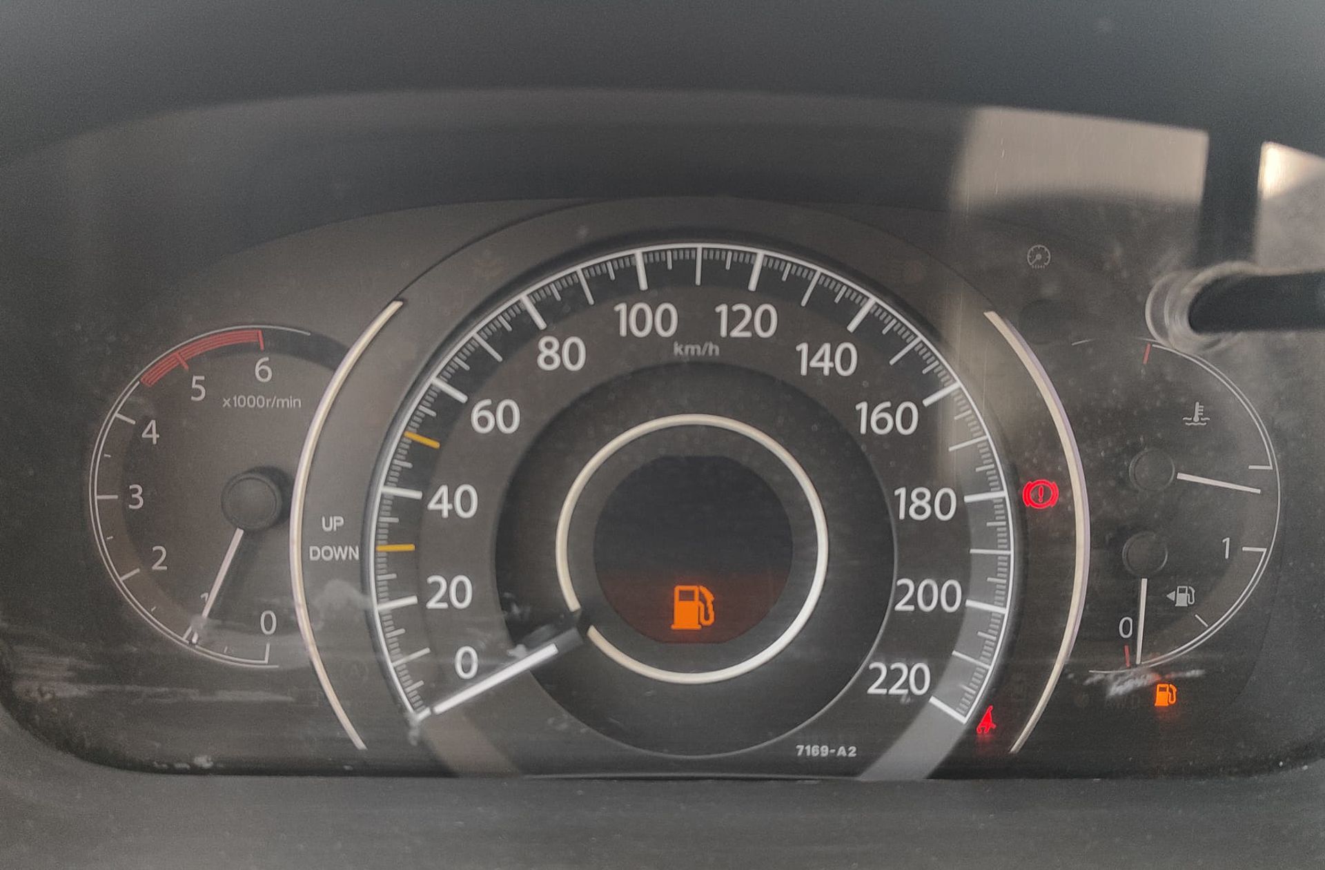 Honda CR-V 2.2 I-DTEC Executive AWD - foto 23