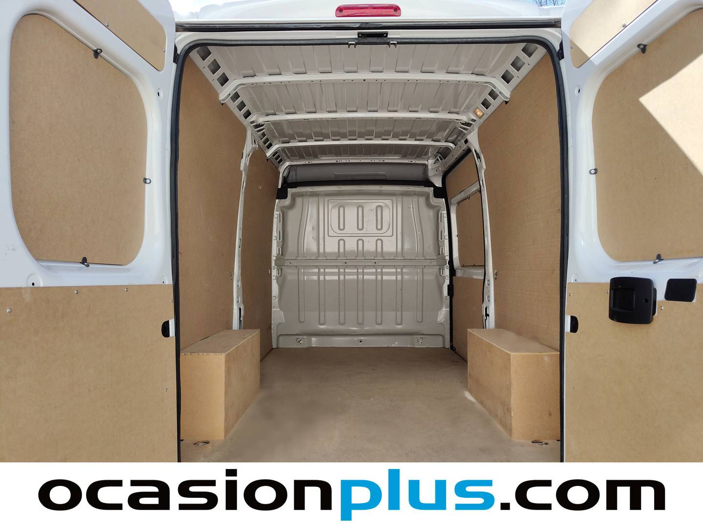 Foto asientos traseros Fiat Ducato Fiat Ducato Furgon 35 2.2 Multijet L2H2 (140 CV)