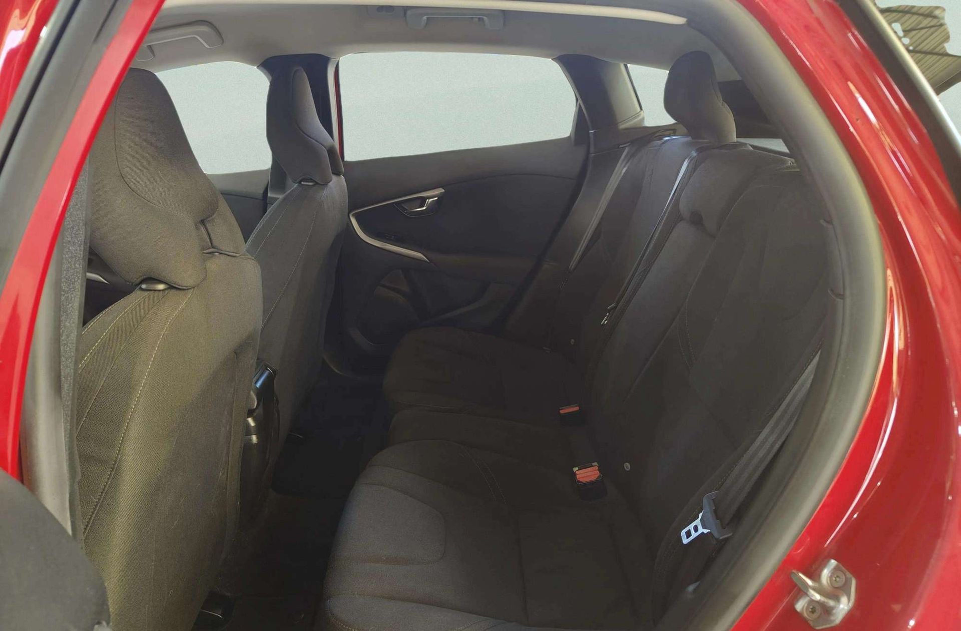 Volvo V40 D2 Kinetic - foto 12