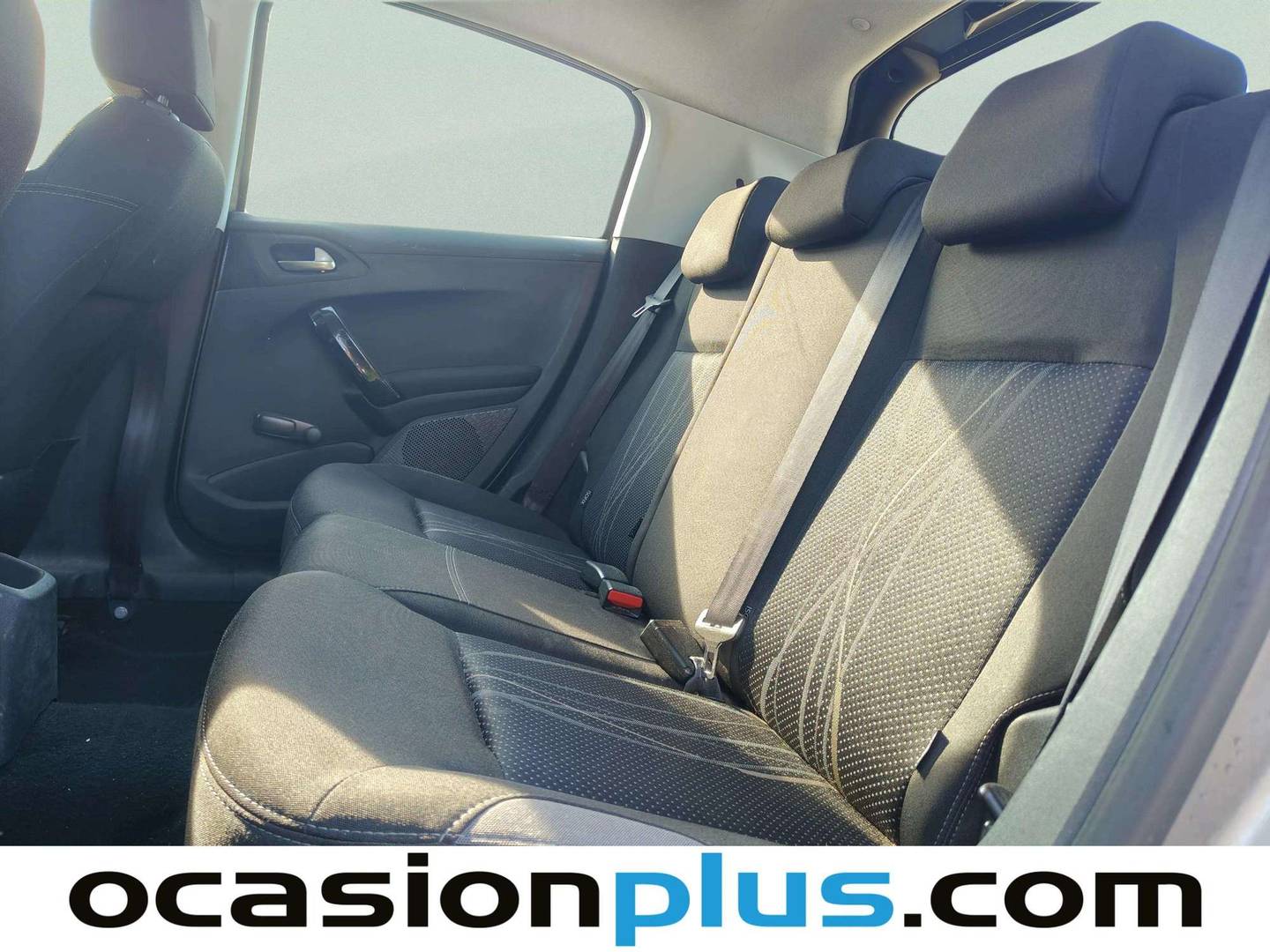 Foto asientos traseros Peugeot 208 Peugeot 208 1.2 VTi Active (82 CV)