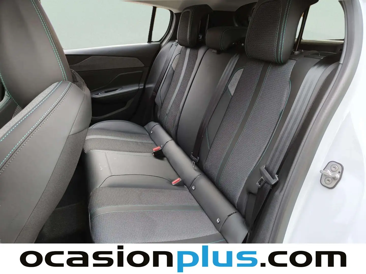 Foto Peugeot 308 Peugeot 308 Allure Hybrid eDCS6 (136 CV)