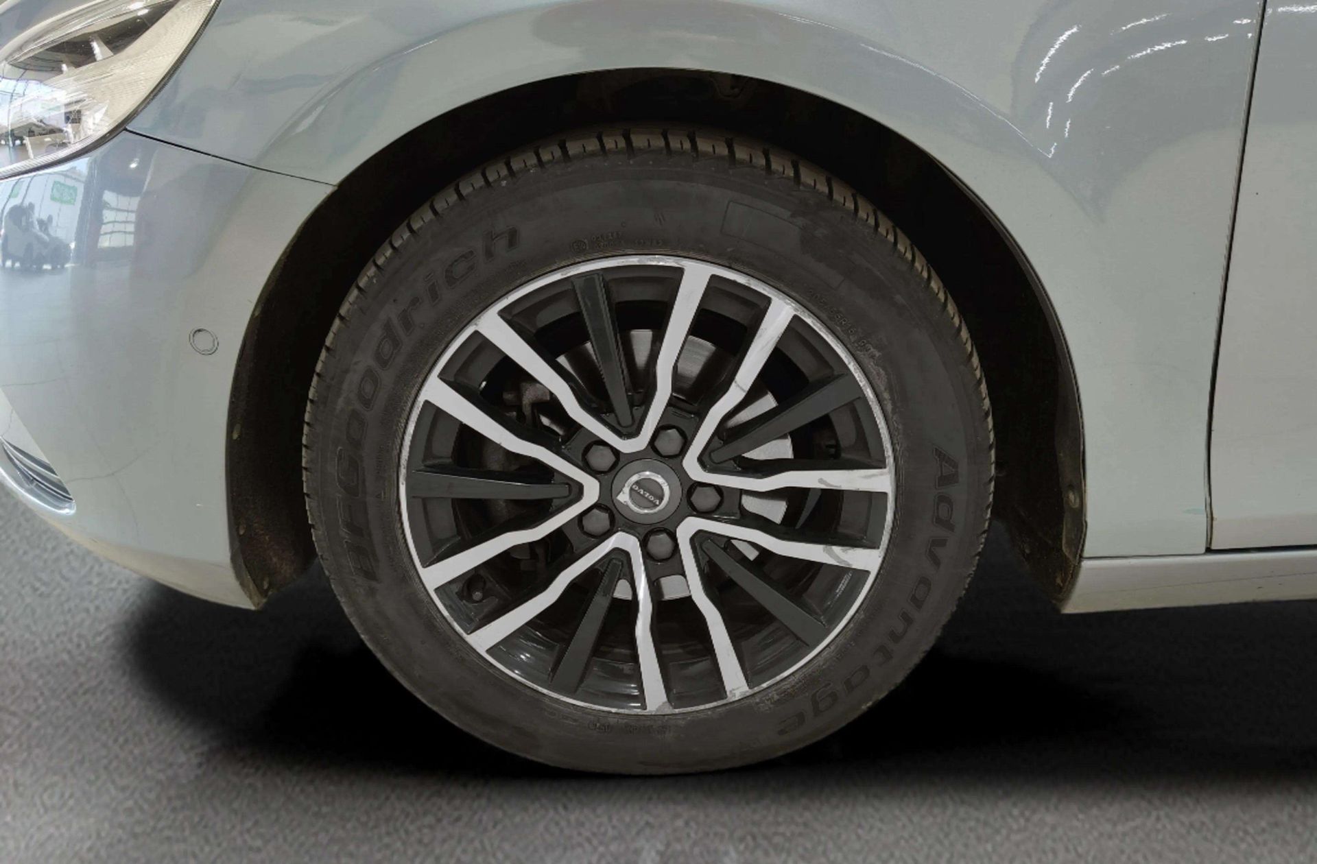 Volvo V40 D2 Momentum - foto 33