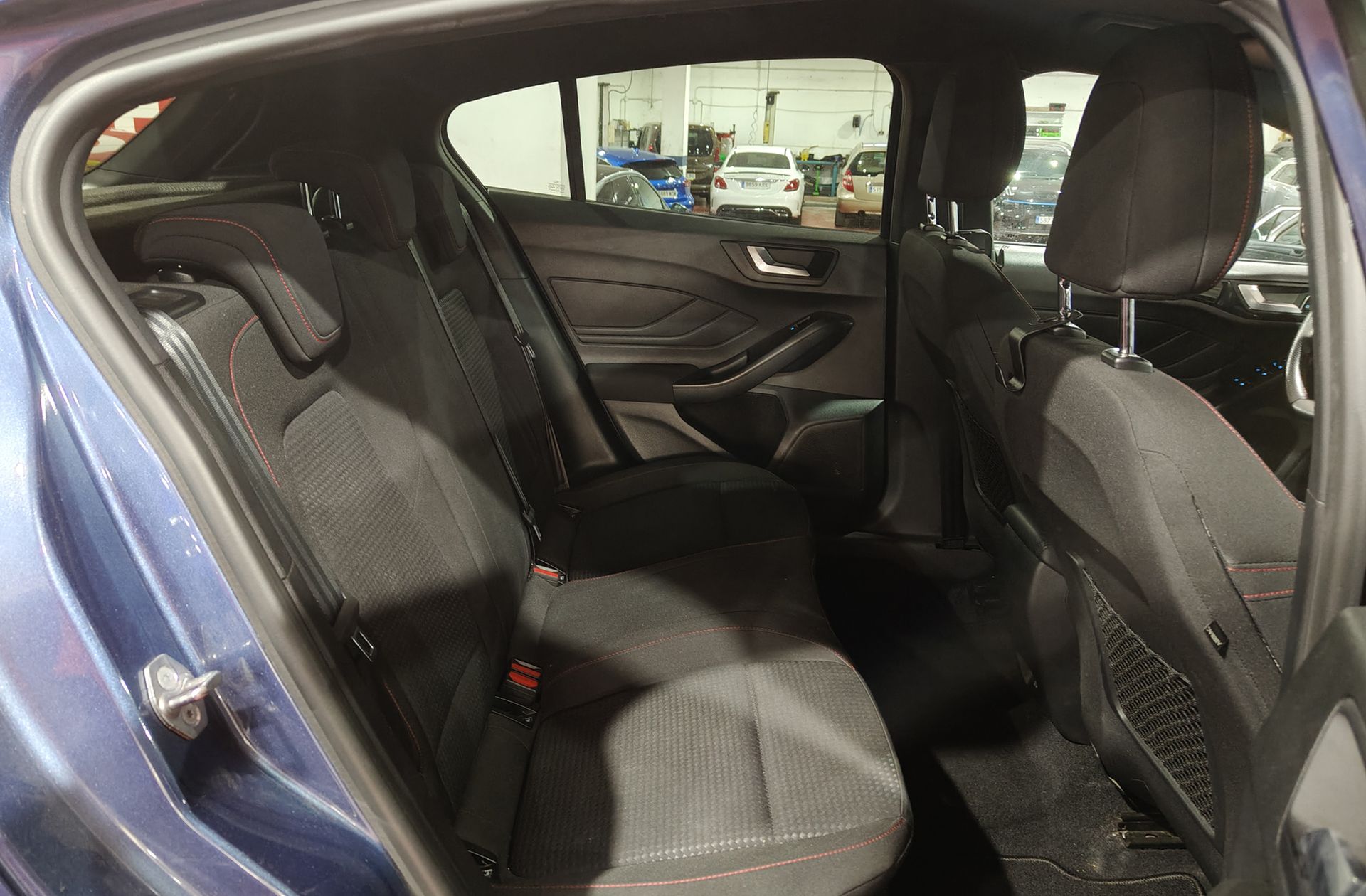 Ford Focus 1.5 EcoBlue ST-Line - foto 19