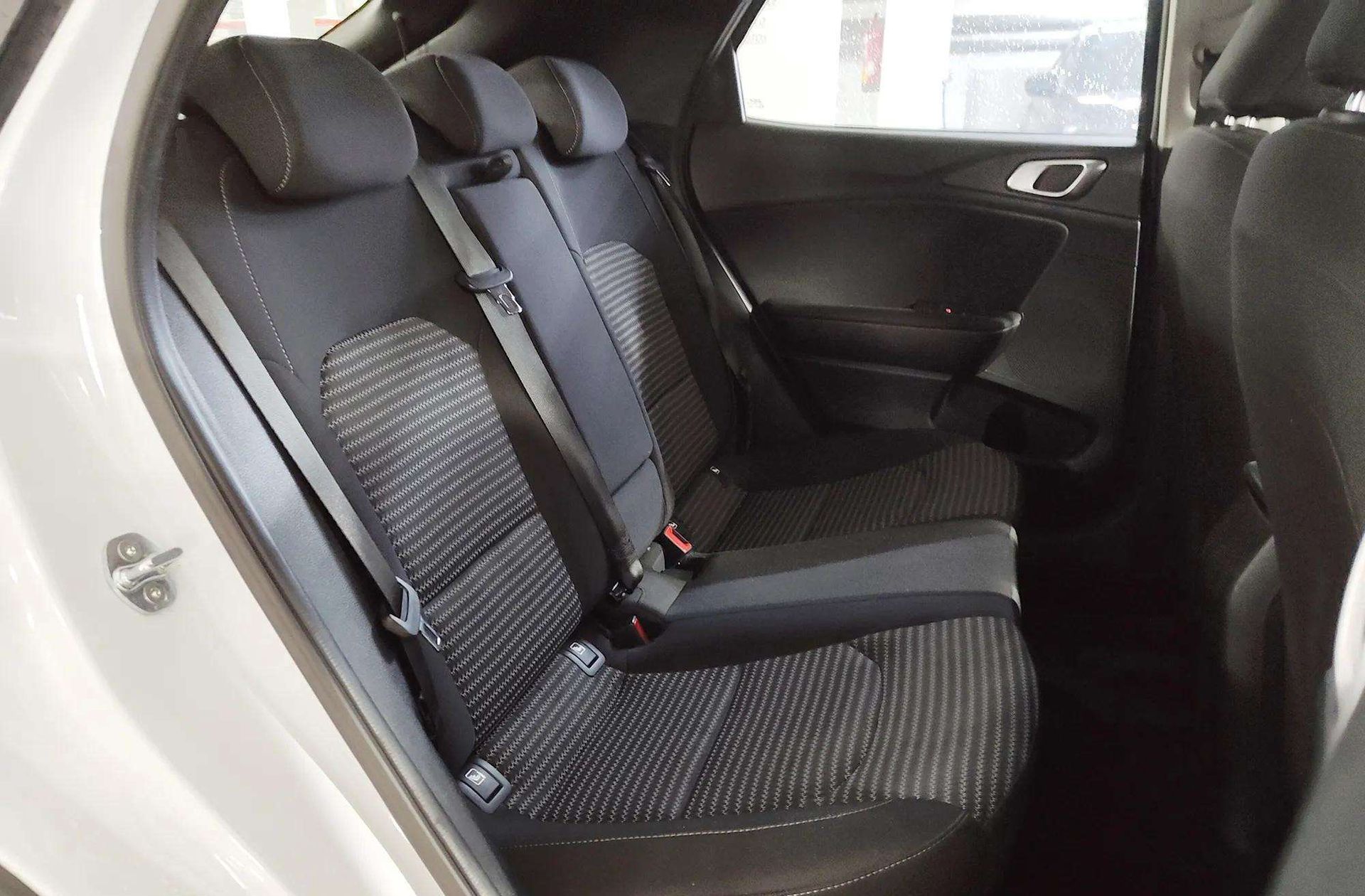 Kia XCeed 1.0 T-GDi Drive - foto 19