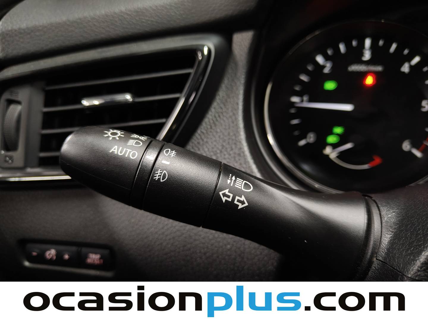 Nissan X-TRAIL Nissan X-Trail dCi 150 Tekna 4X4-i CVT (150 CV) 7 Plazas de segunda mano