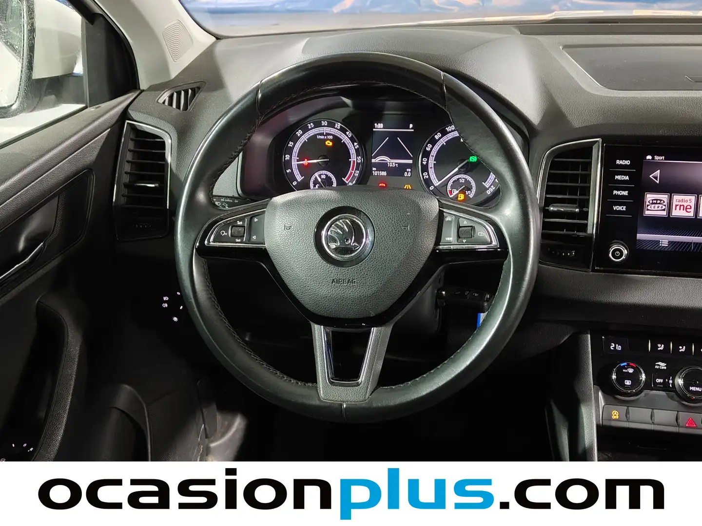 Foto Skoda Karoq Skoda Karoq 2.0 TDI Ambition 4X4 DSG (150 CV)