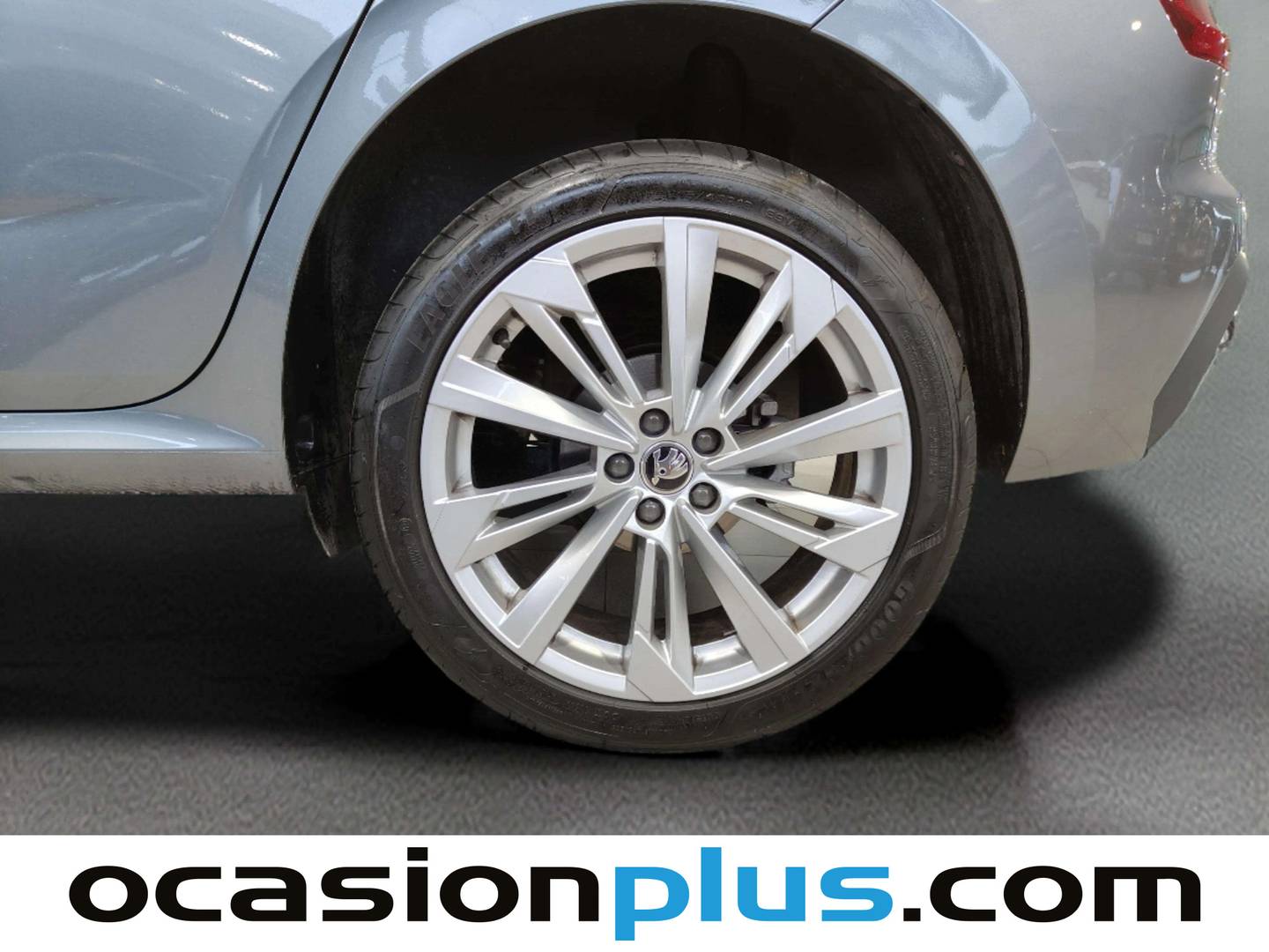 Skoda Kamiq Skoda Kamiq 1.0 TSI Design DSG (115 CV) seminuevo