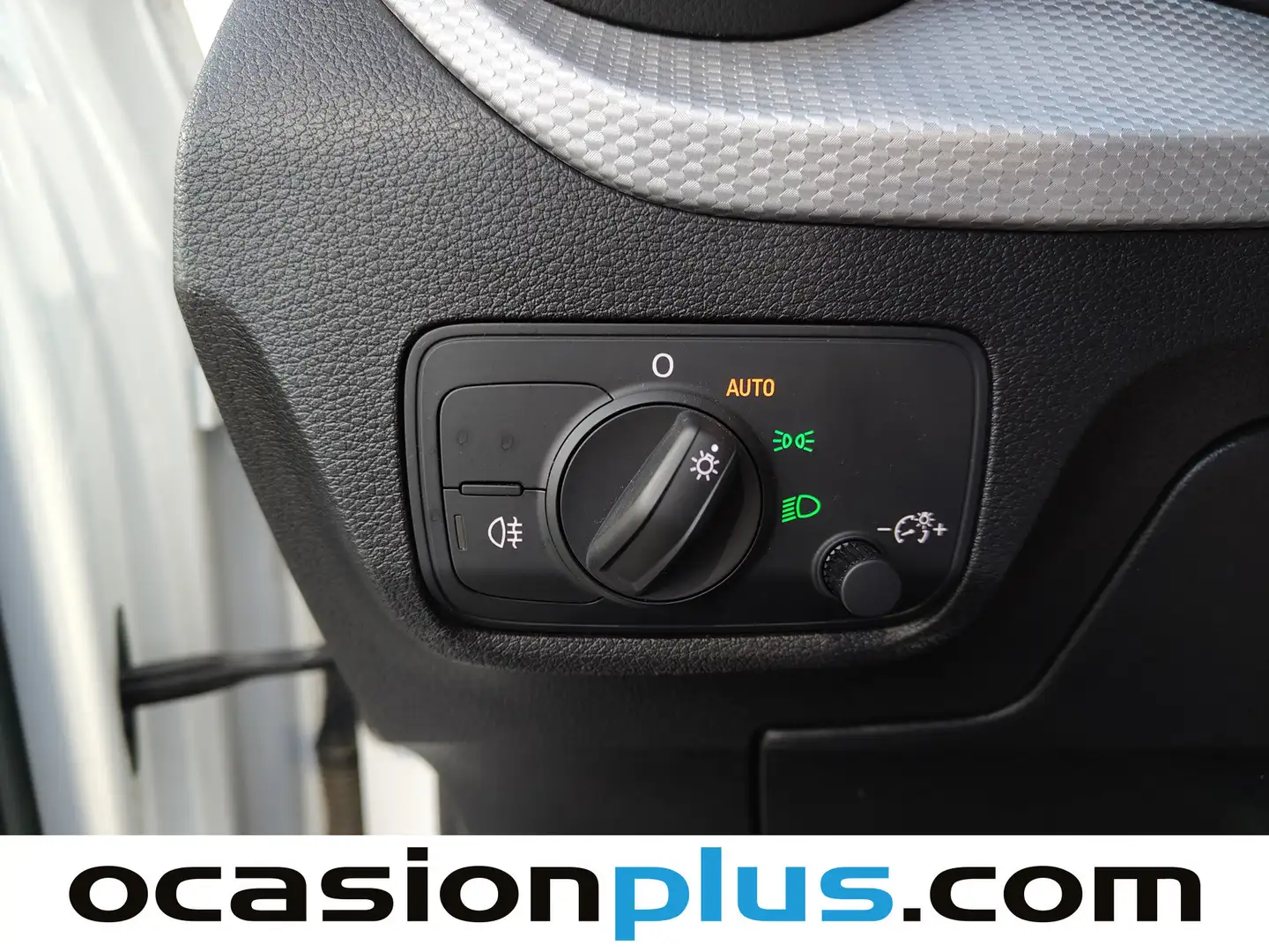 Foto Audi Q2 Audi Q2 Advanced 30 TDI (116 CV)