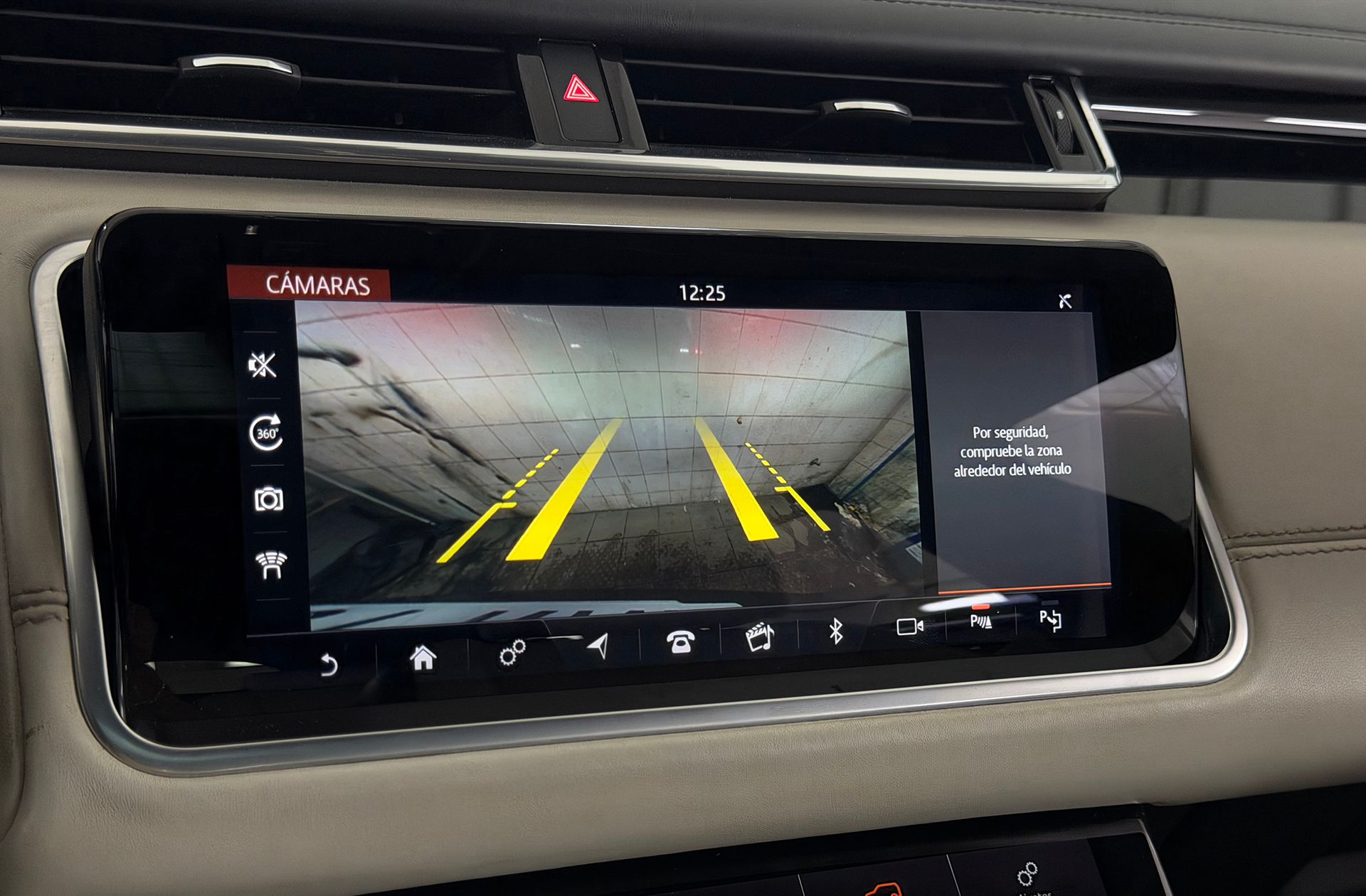 Land Rover Range Rover Velar D300 R-Dynamic SE 4WD - foto 11
