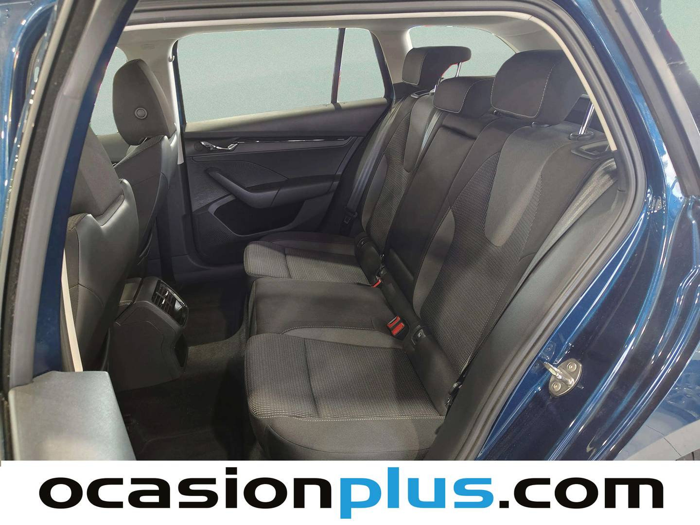 Foto asientos traseros Skoda Octavia Skoda Octavia Combi Combi 2.0 TDI Ambition DSG 110 (150 CV)