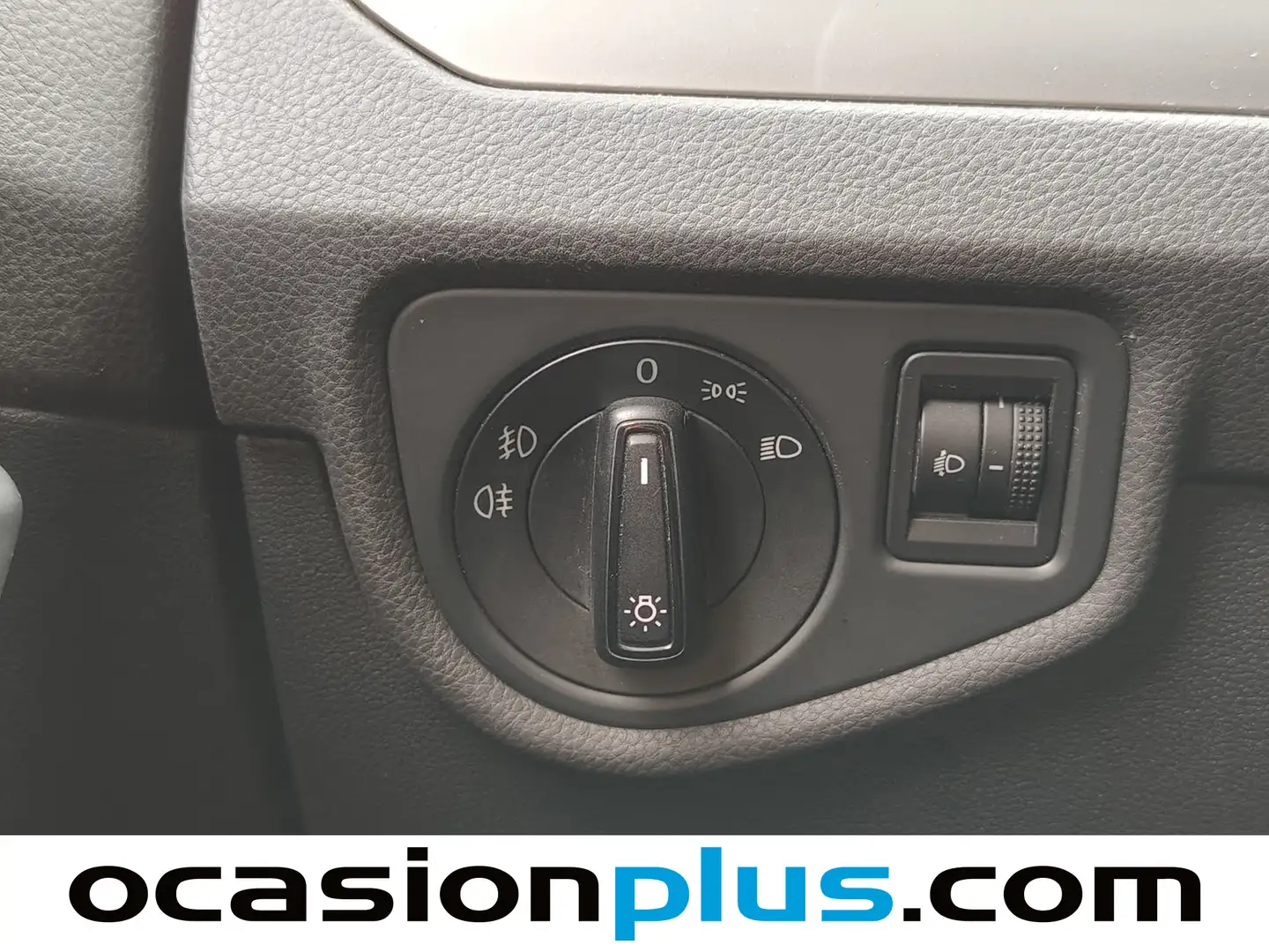 Foto Volkswagen Touran Volkswagen Touran 1.2 TSI BMT Edition (110 CV) 7 Plazas