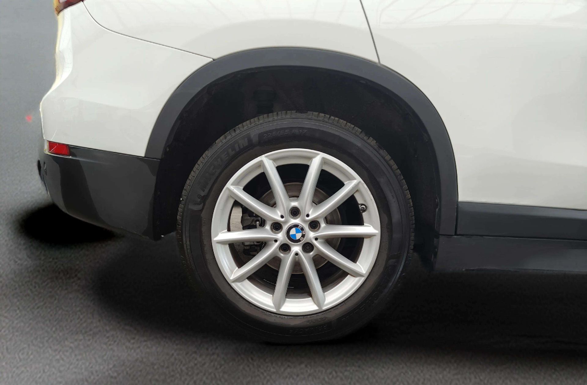 BMW X1 sDrive18d Business - foto 44