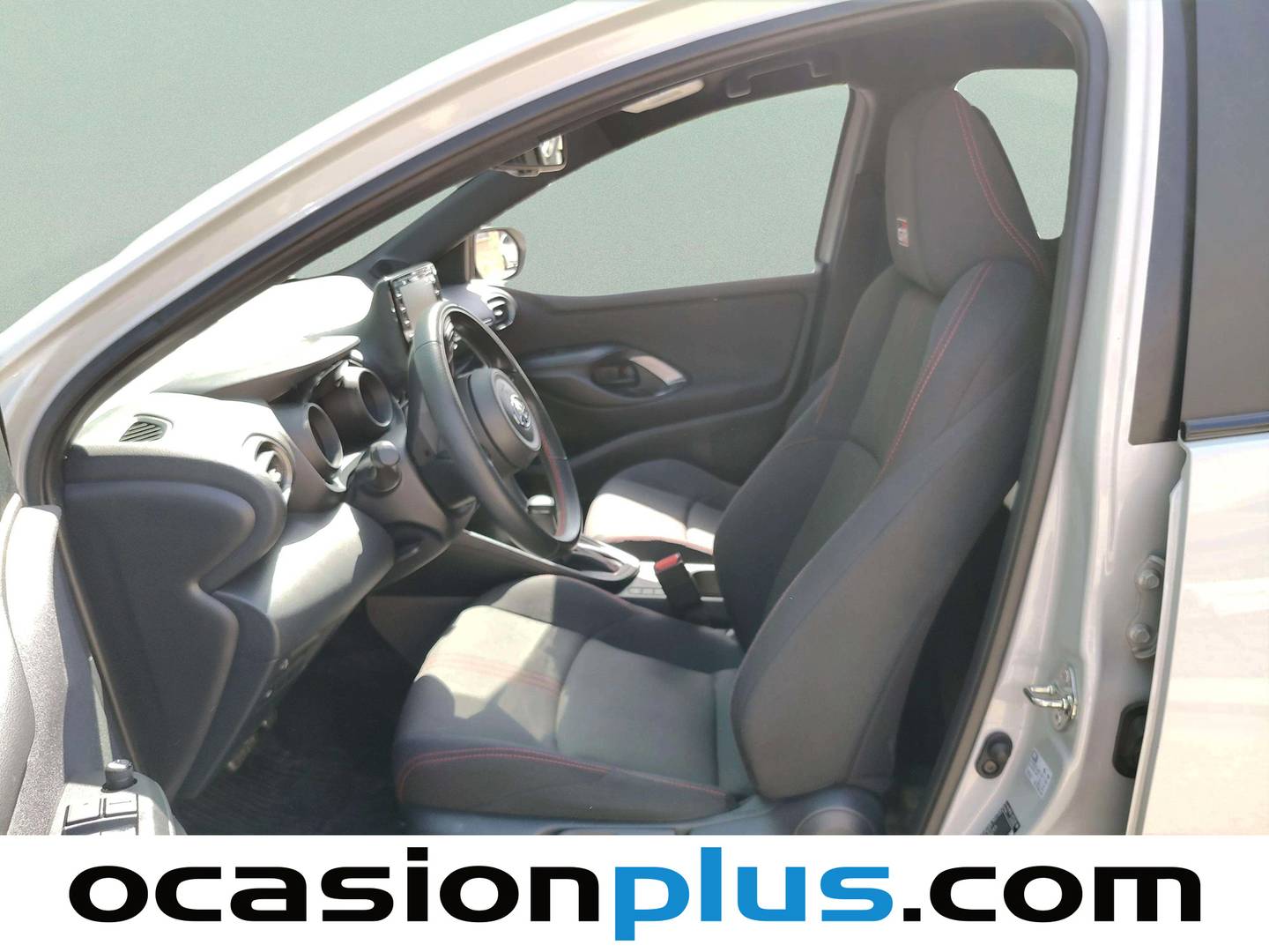 Foto asientos delanteros Toyota Yaris Toyota Yaris 1.5 120H GR-Sport (116 CV)