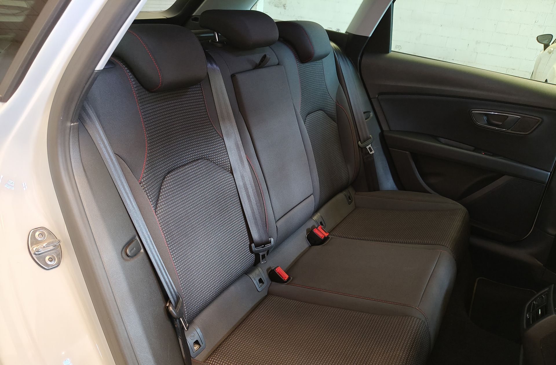 SEAT León ST 1.5 Ecotsi FR DSG - foto 17