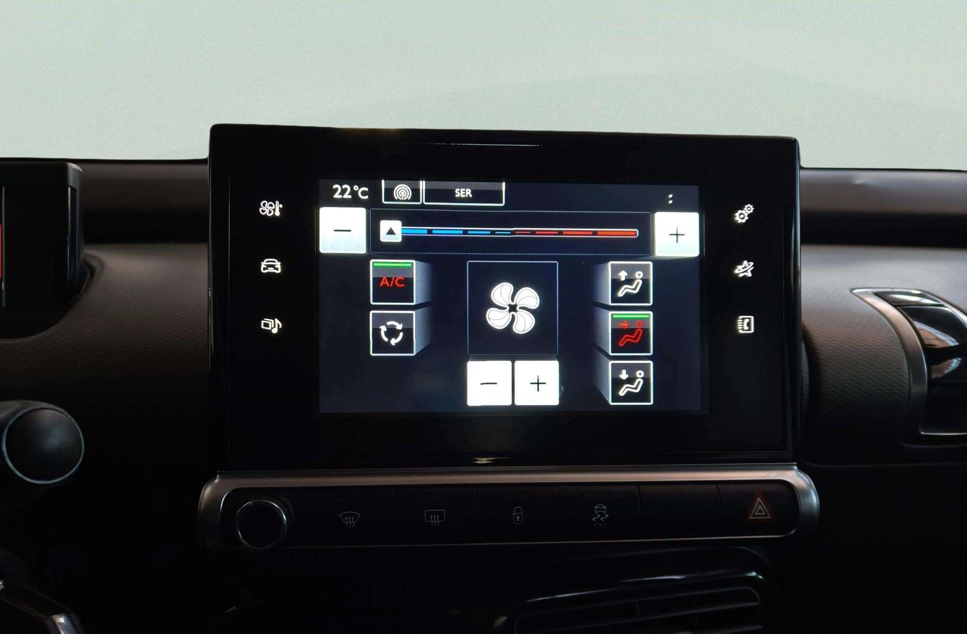 Citroën C4 Cactus 1.2 VTi Feel Fine - foto 23
