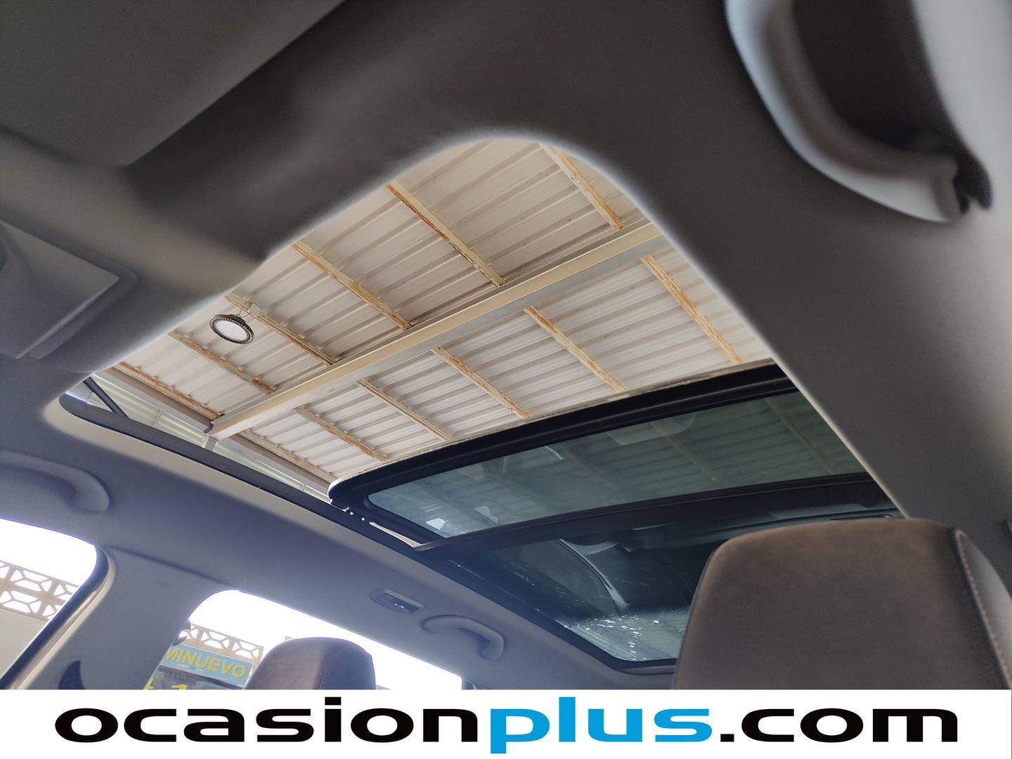Extras y acabados del Seat León Seat Leon Xperience 2.0 TDI S&S X-perience 4Drive (150 CV)