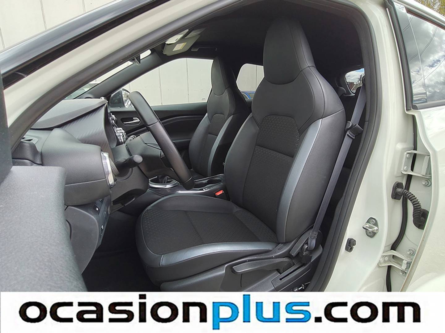 Foto Nissan JUKE Nissan Juke DIG-T N-Connecta 4x2 (114 CV)