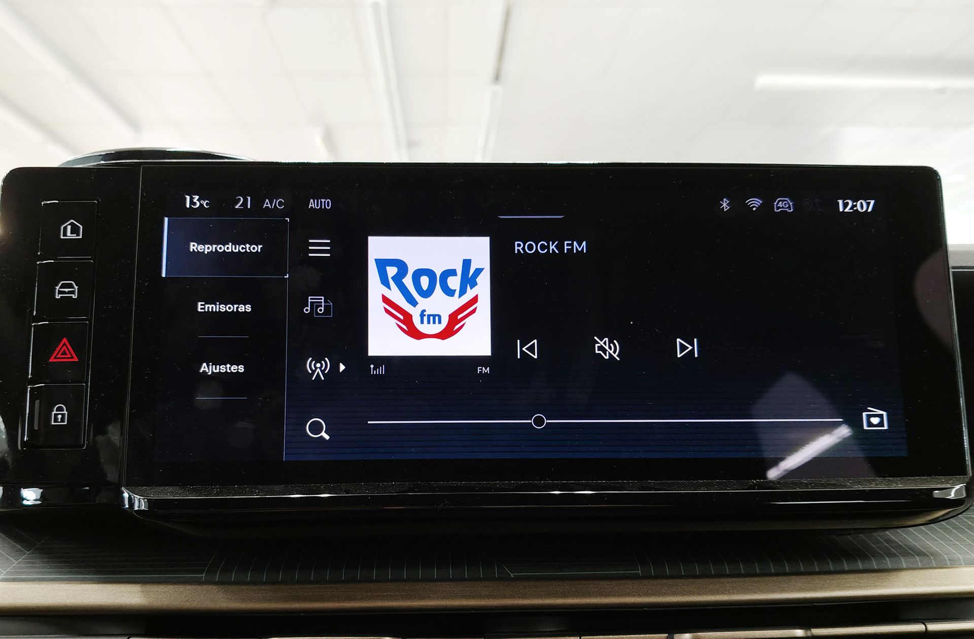 Lancia Ypsilon Hybrid - foto 33
