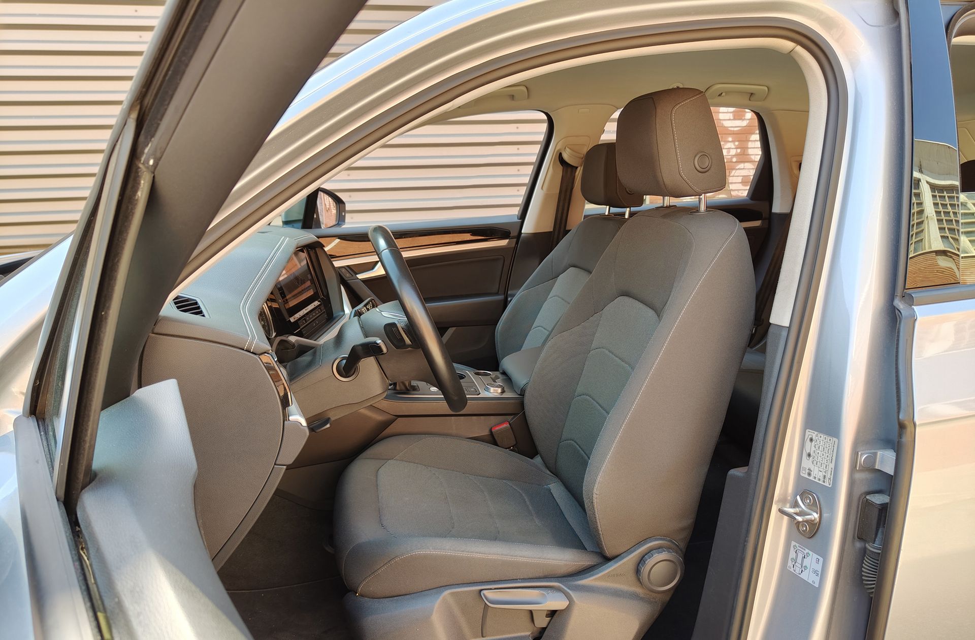 Volkswagen Touareg 3.0 TDI 4Motion tiptronic - foto 9