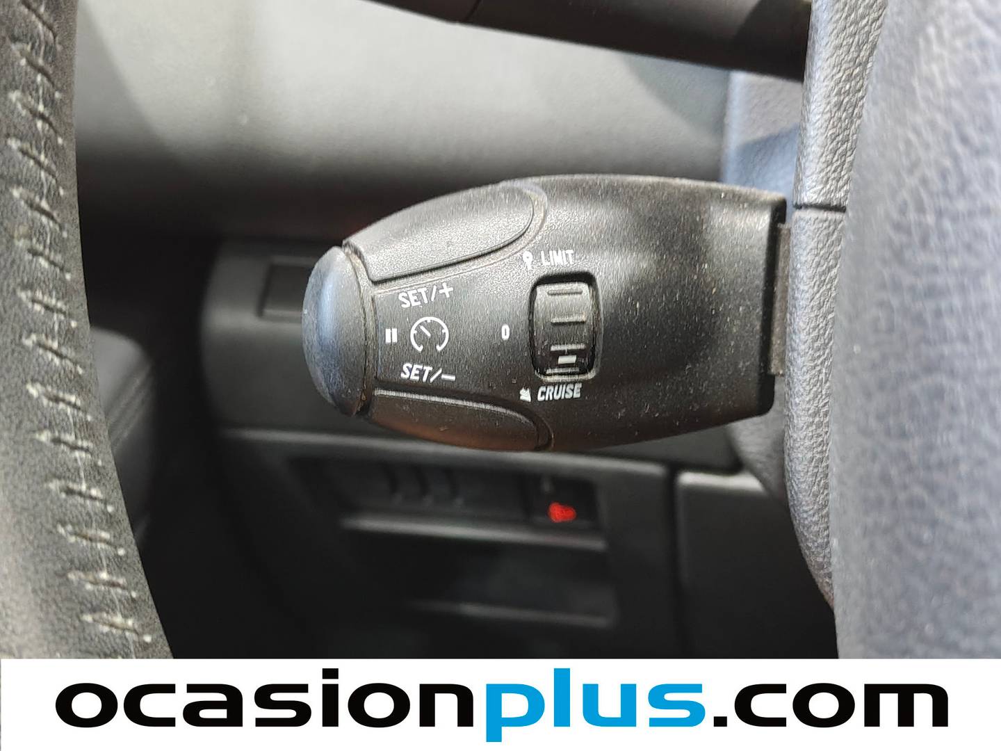 Acabados Peugeot 3008 Peugeot 3008 1.6 BlueHDi FAP Allure (120 CV)