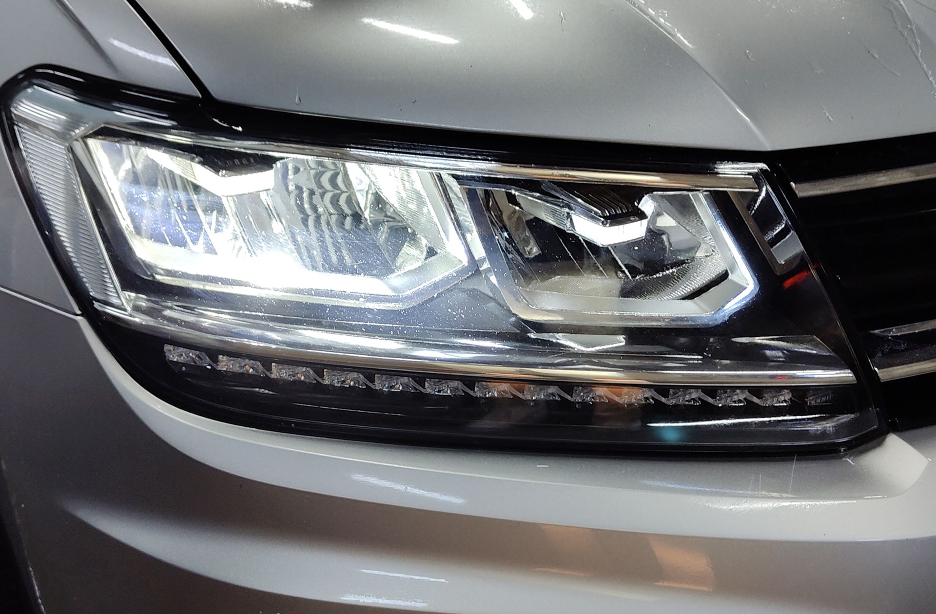 Volkswagen Tiguan Advance 2.0 TDI DSG - foto 20
