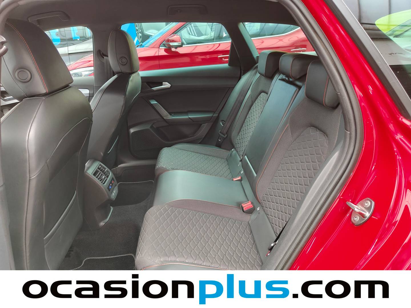 Foto asientos traseros Seat León Seat León ST 2.0 TDI S&S FR Go L DSG (150 CV)