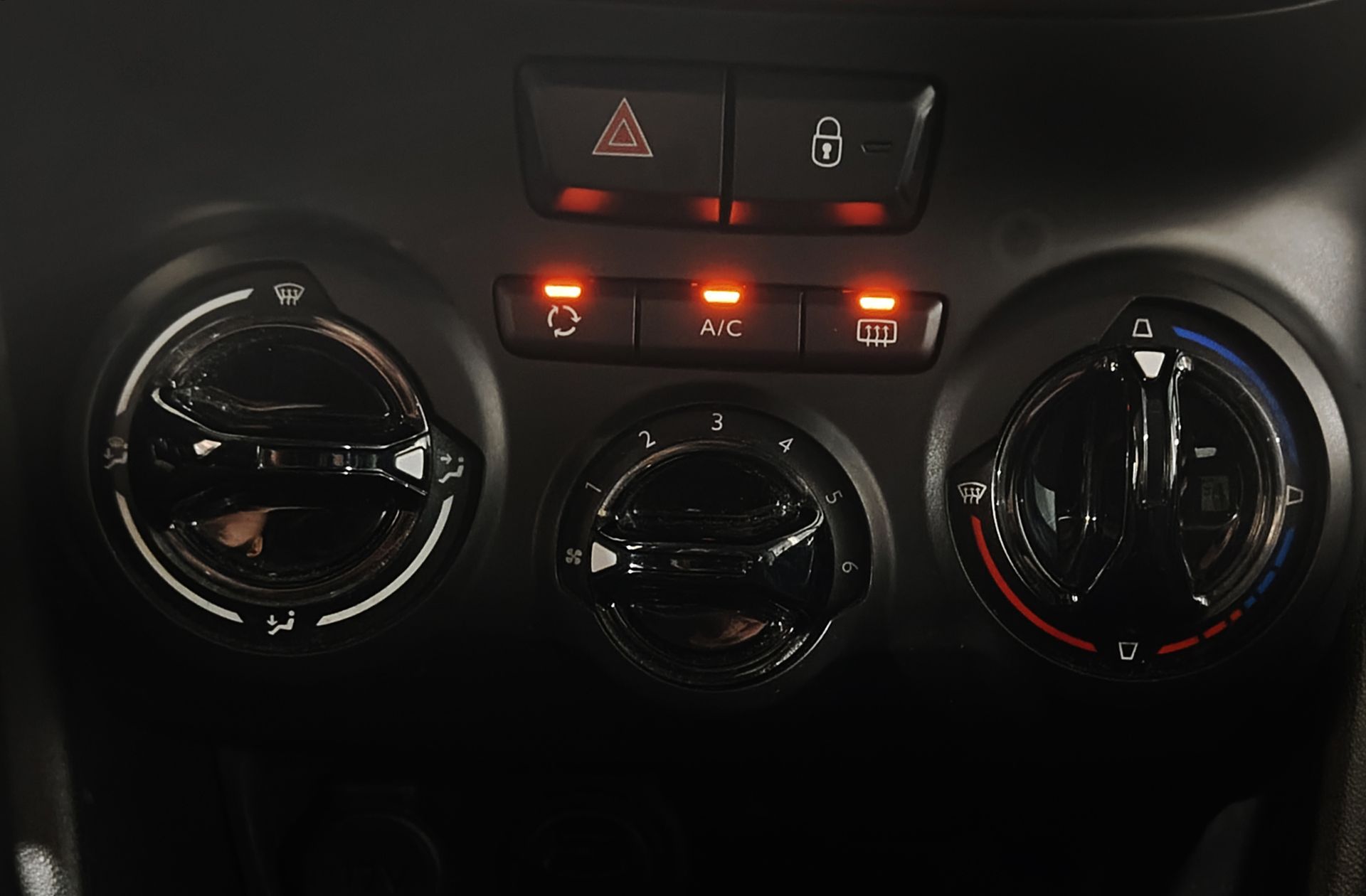 Peugeot 2008 PureTech 82 Style - foto 27
