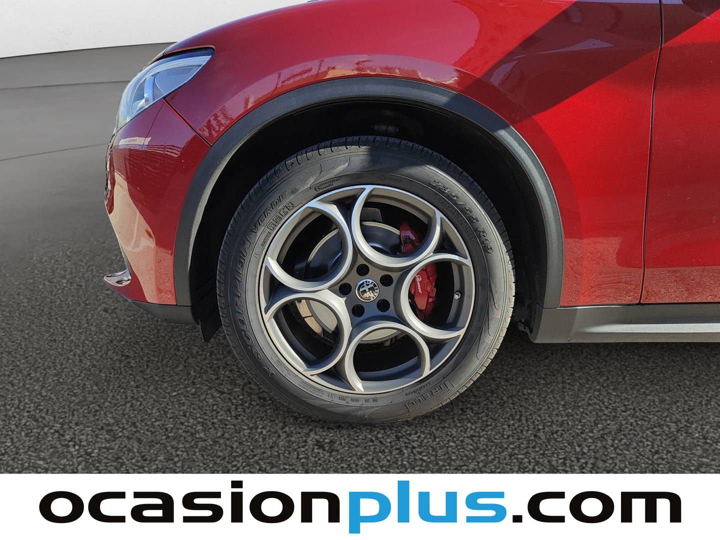 Foto Alfa Romeo Stelvio Alfa Romeo Stelvio 2.0 Petrol First Edition (II) Q4 (280 CV)