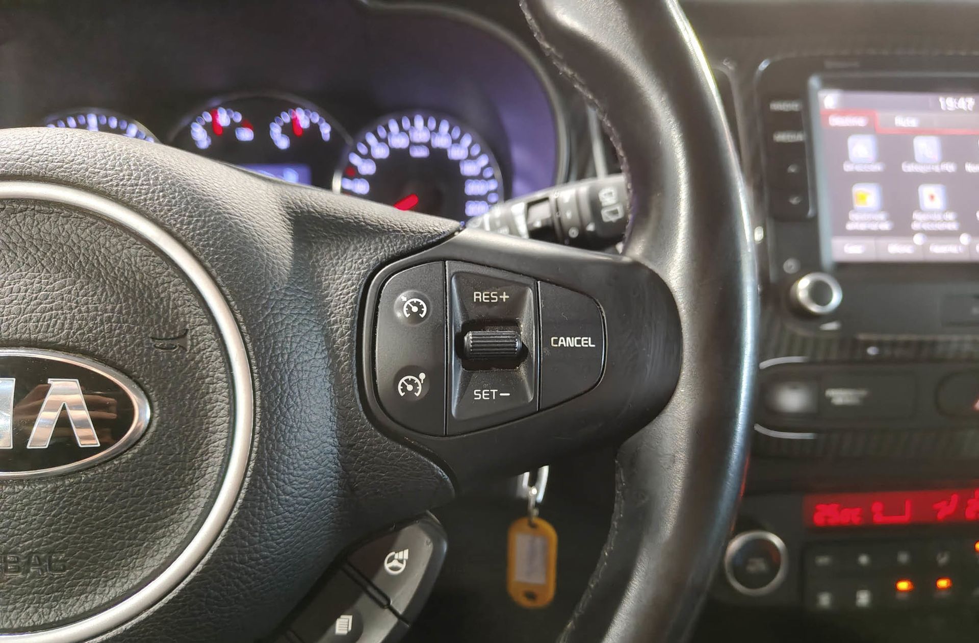 Kia Carens 1.6 GDi Drive - foto 29