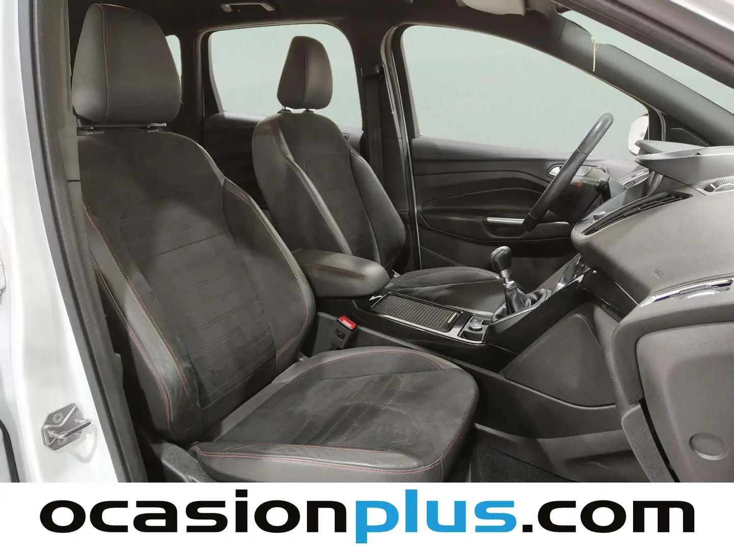 Foto Ford Kuga Ford Kuga 1.5 EcoBoost ST-Line 4x2 (120 CV)