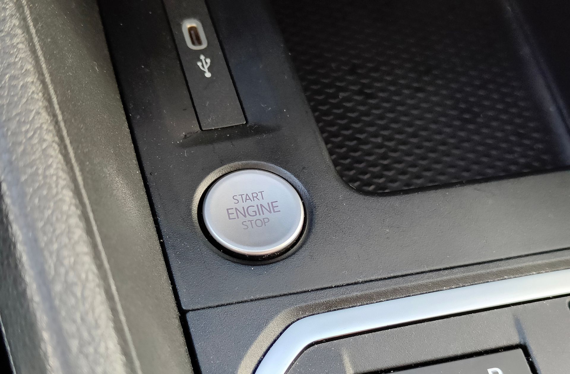 Ford Grand Tourneo Connect 2.0 EcoBlue Titanium 7 plazas - foto 32