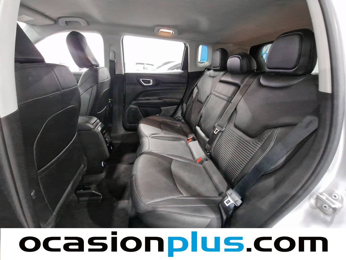 Foto Jeep Compass Jeep Compass 1.3 Gse Night Eagle FWD MT (130 CV)