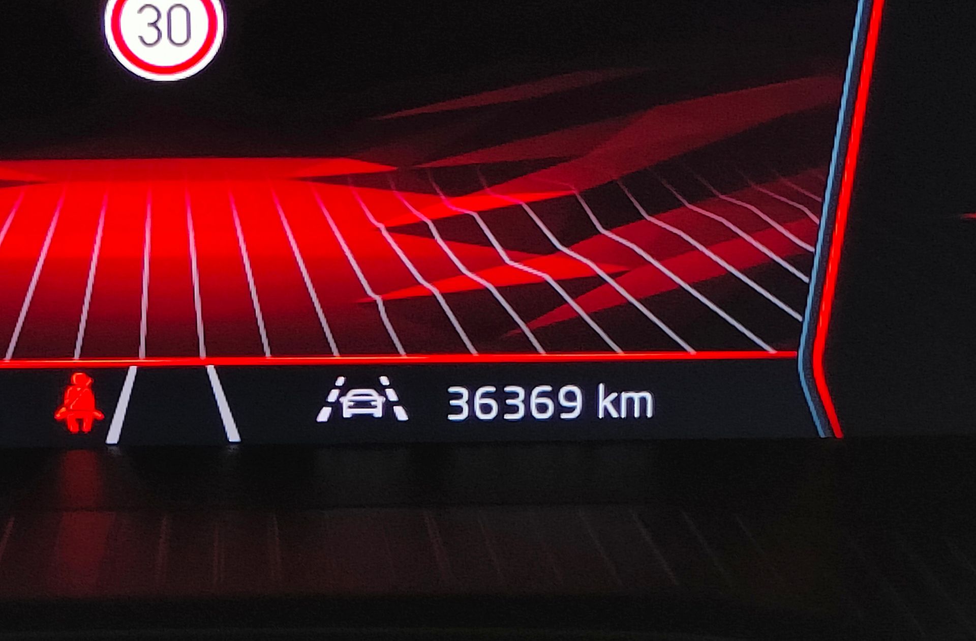 Škoda Karoq 1.5 TSI ACT Sportline DSG - foto 12