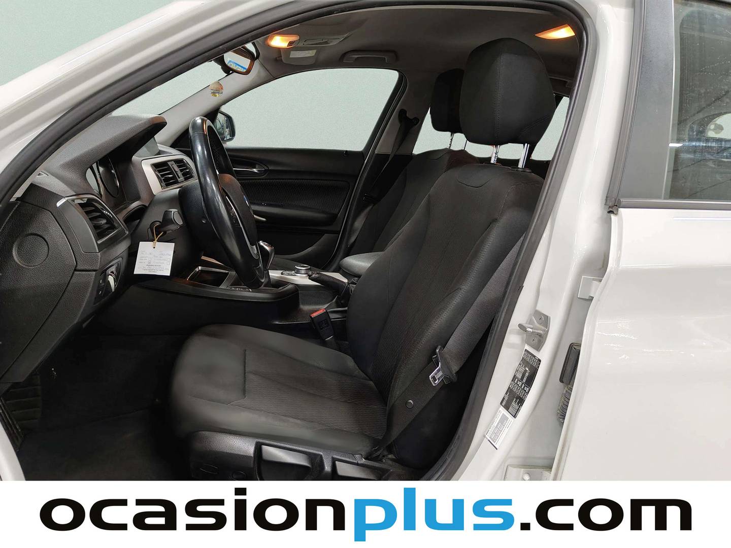 Foto asientos delanteros BMW Serie 1 BMW Serie 1 116i (109 CV)