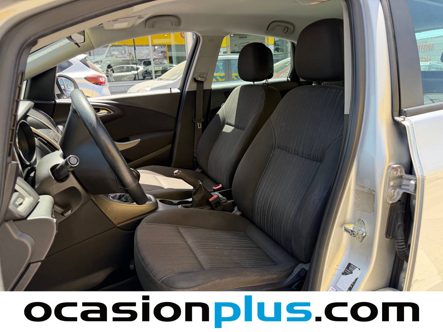 Foto asientos delanteros Opel Astra Opel Astra 1.6 Selective (115 CV)