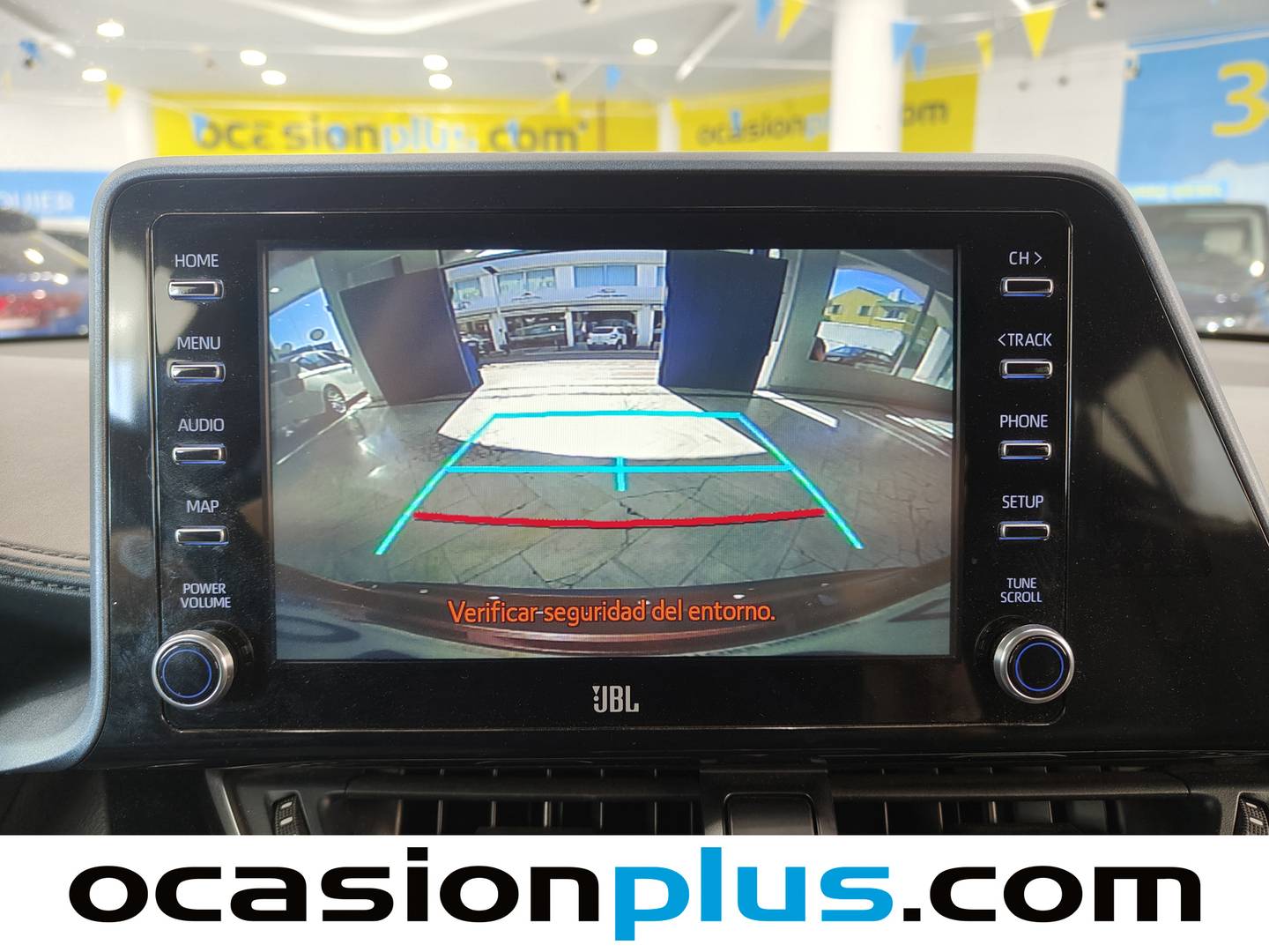 Extras y acabados del Toyota C-HR Toyota C-HR 180H Advance (184 CV)