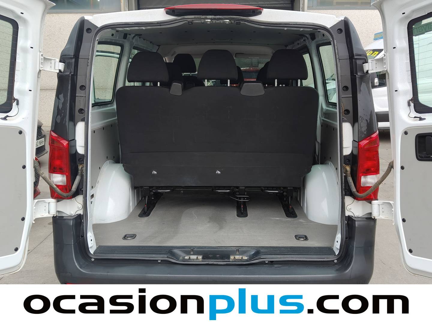 Foto Mercedes Vito Mercedes-Benz Vito 114 CDI Tourer Pro Larga AT  (136 CV) 9 plazas