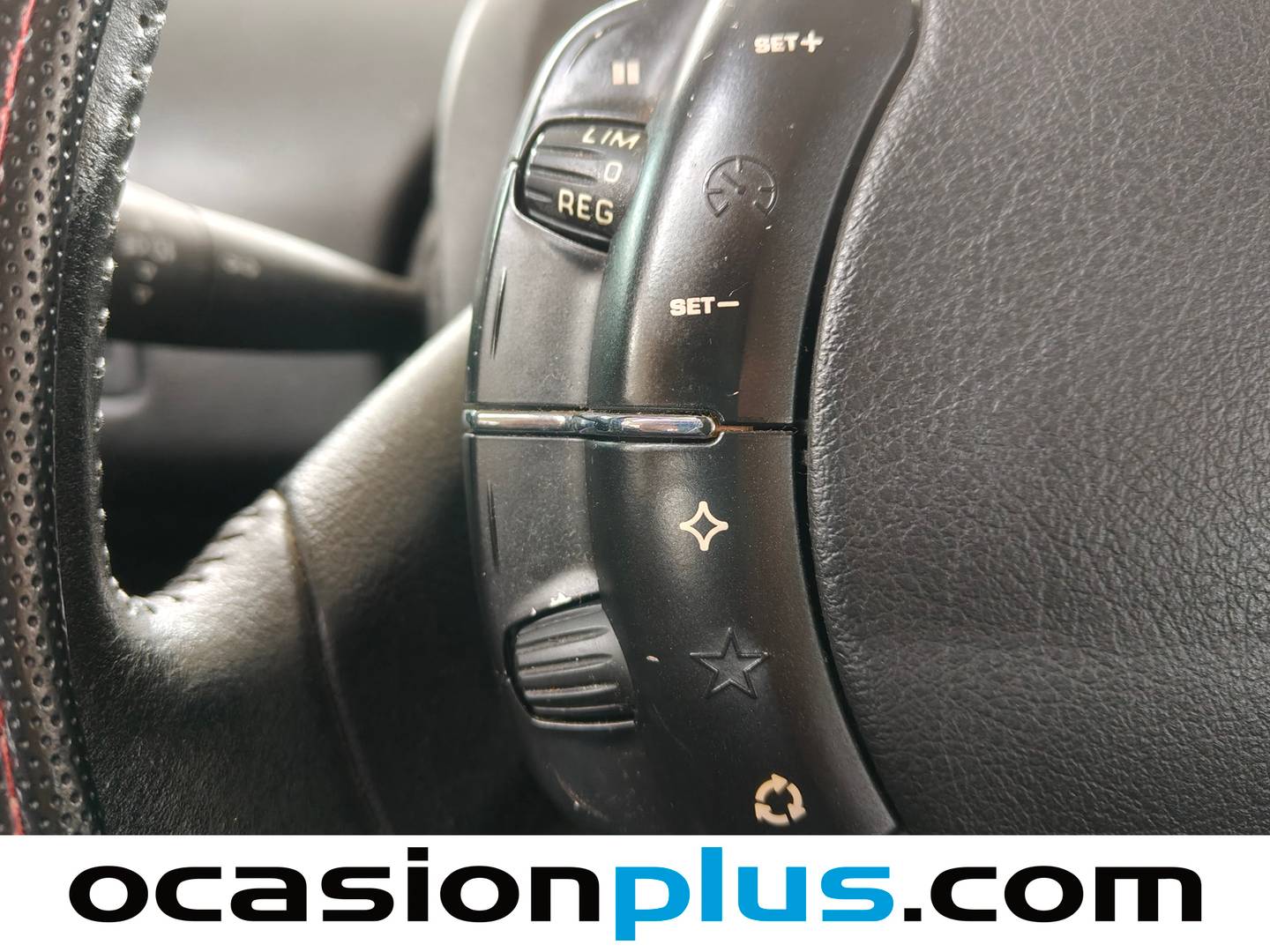 Extras y acabados del Citroën C4 Citroen C4 1.6 HDI VTR Plus (110 CV)