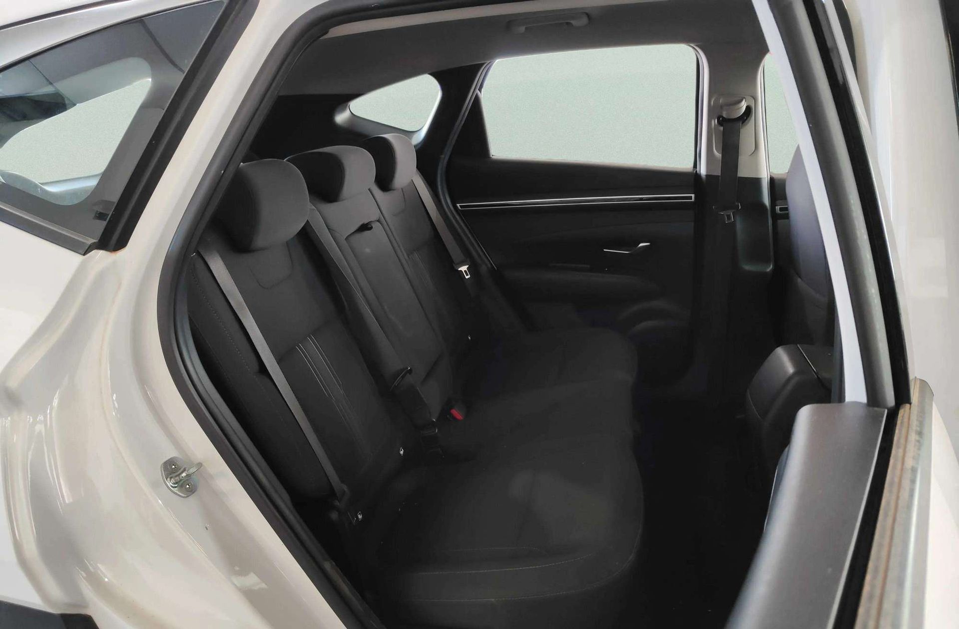 Hyundai Tucson 1.6 CRDi 48V Maxx - foto 18