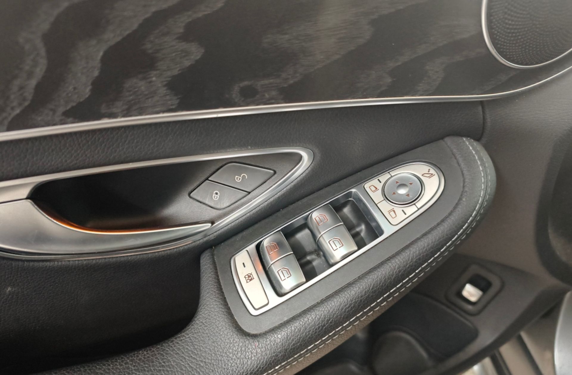 Mercedes-Benz Clase C Estate 220 d Pack AMG - foto 29