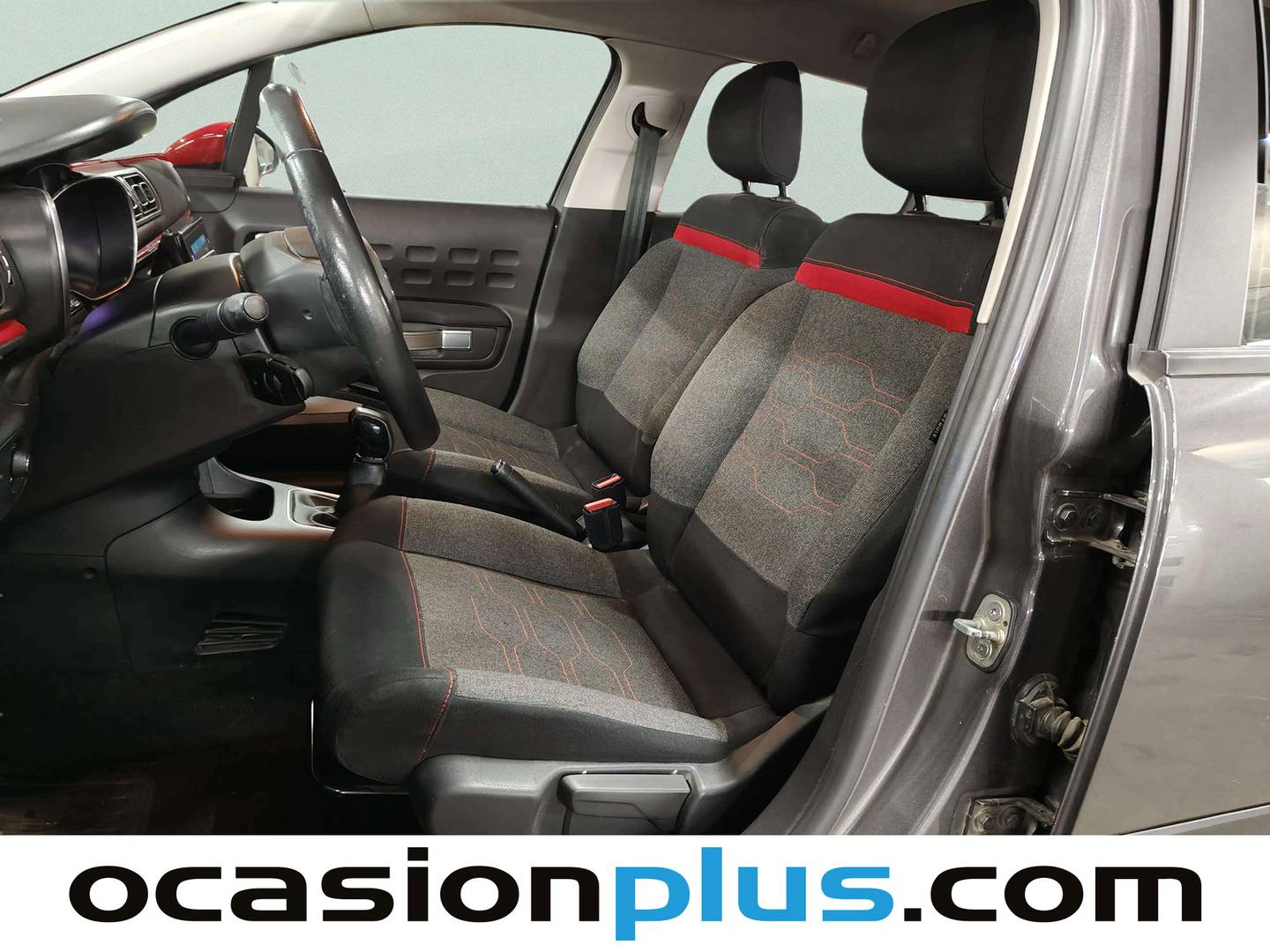 Foto asientos delanteros Citroën C3 Citroën C3 PureTech 82 Feel (83 CV)