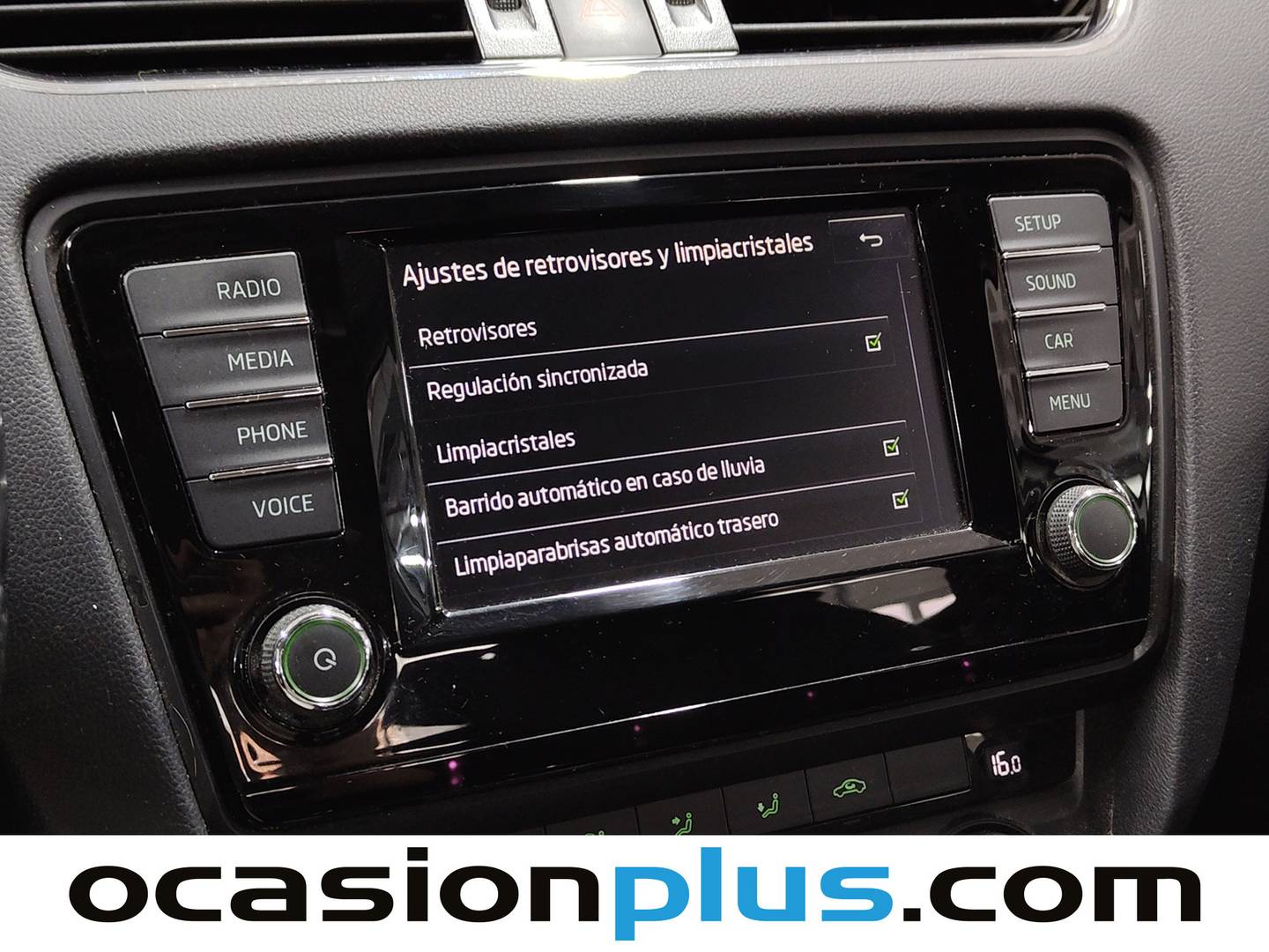 Extras y acabados del Skoda Octavia Skoda Octavia 1.6 TDI CR Ambition (110 CV)