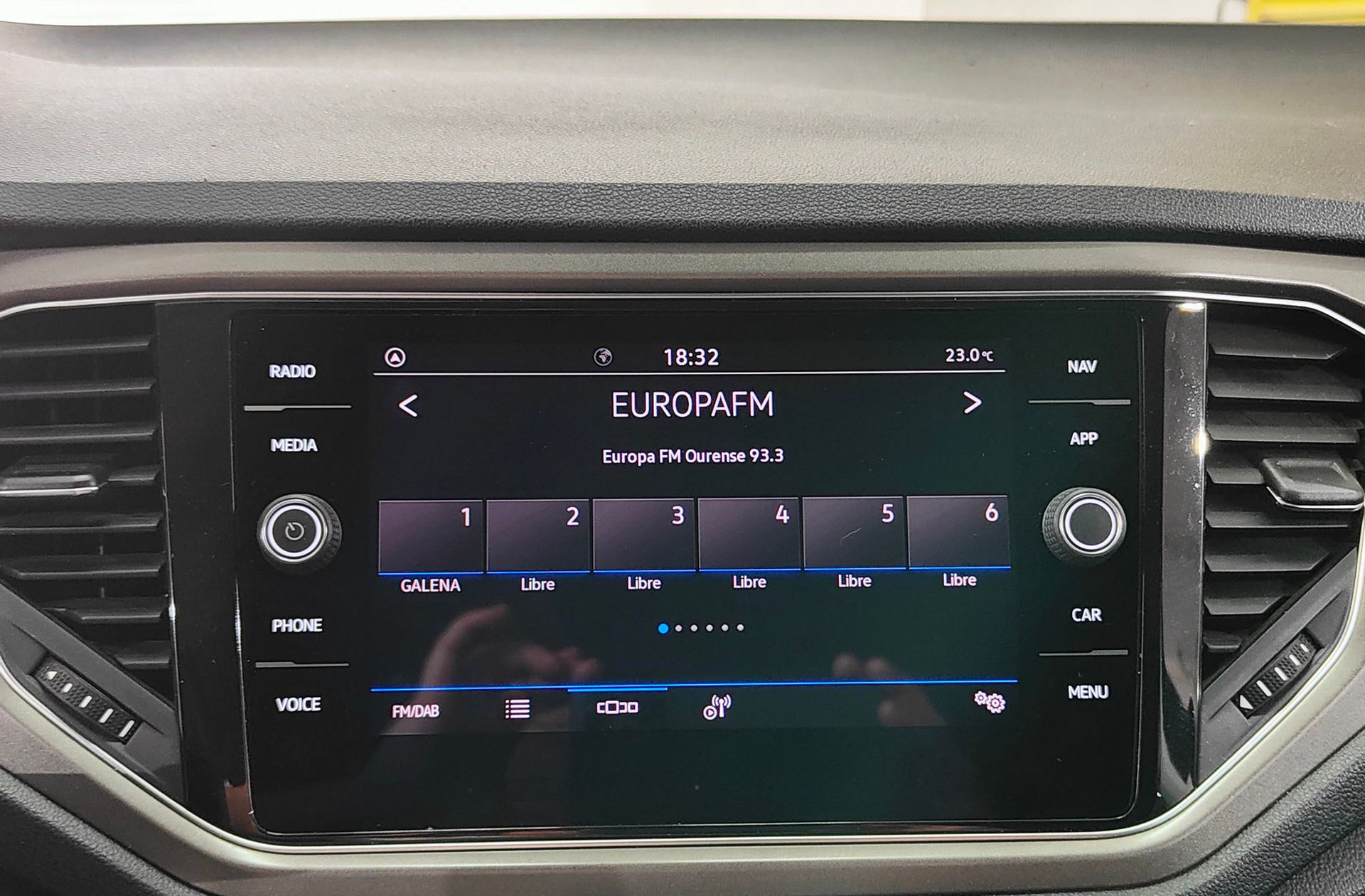 Volkswagen T-Roc Advance 1.0 TSI - foto 33