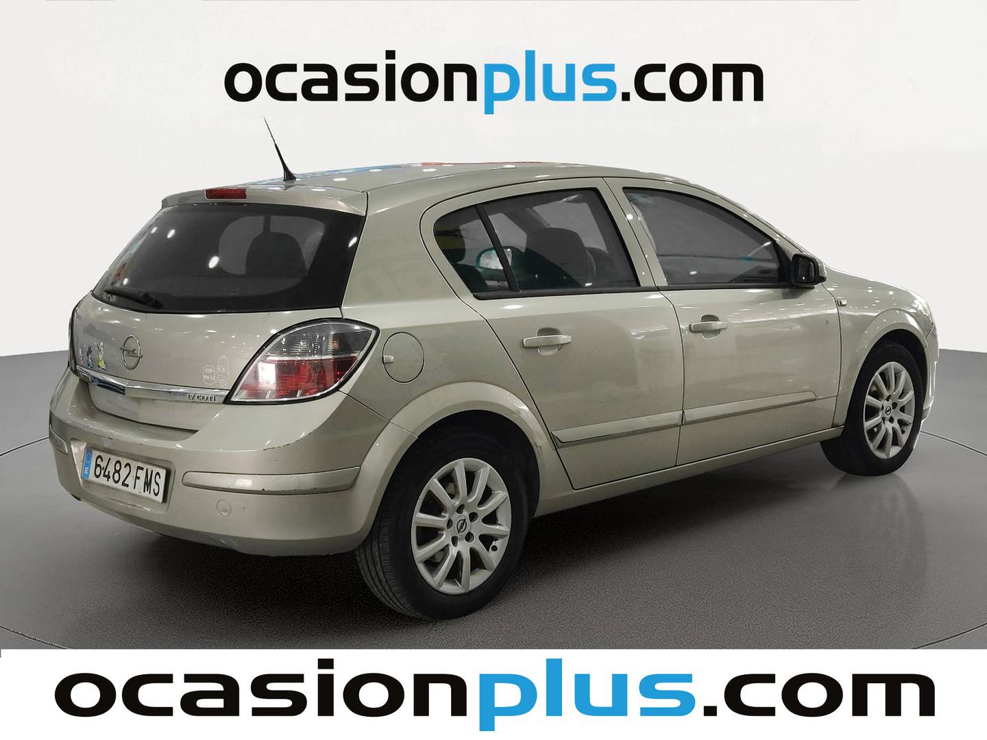 Foto trasera Opel Astra Opel Astra 1.7 CDTI Enjoy (100 CV) derecha