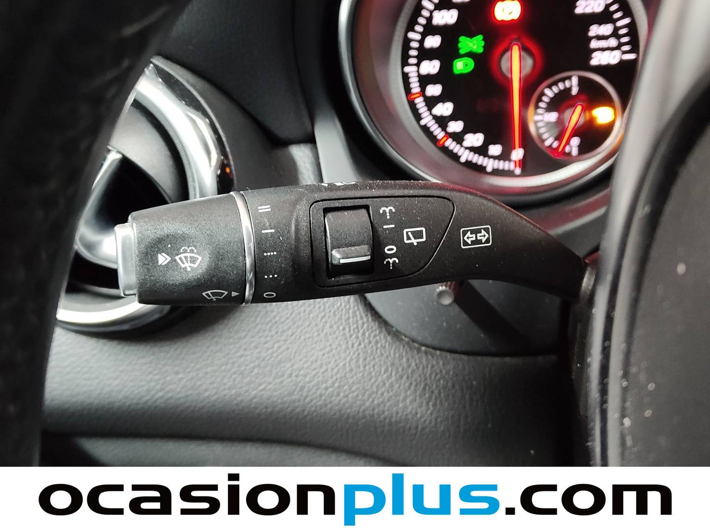 Foto Mercedes GLA Mercedes-Benz GLA GLA 200 d (136 CV) PACK AMG