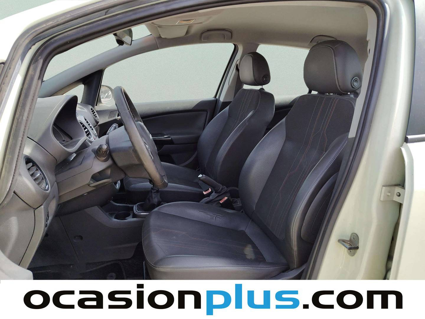 Foto asientos delanteros Opel Corsa Opel Corsa 1.2 S&S Selective (85 CV)