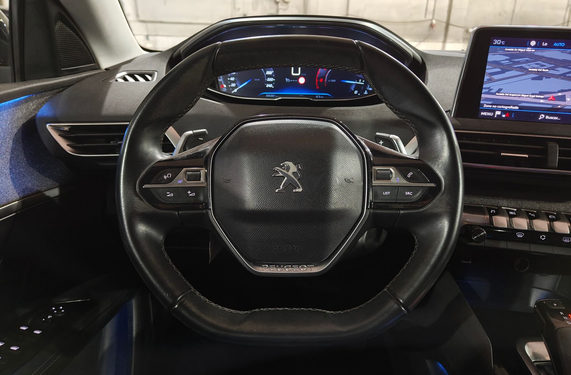 Peugeot 3008 BlueHDi 120 Allure EAT6 - foto 21